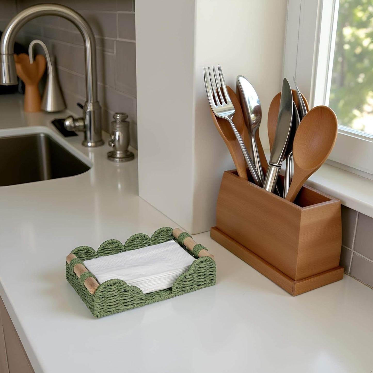 CubesLand Scalloped Napkin Holder for Bathroom Decor, Paper Rope Flat Napkin Dispenser Guest Towel Tray for Bathroom, Farmhouse Warm Napkin Holder for Table Dining Room Home Kitchen Decor, Green