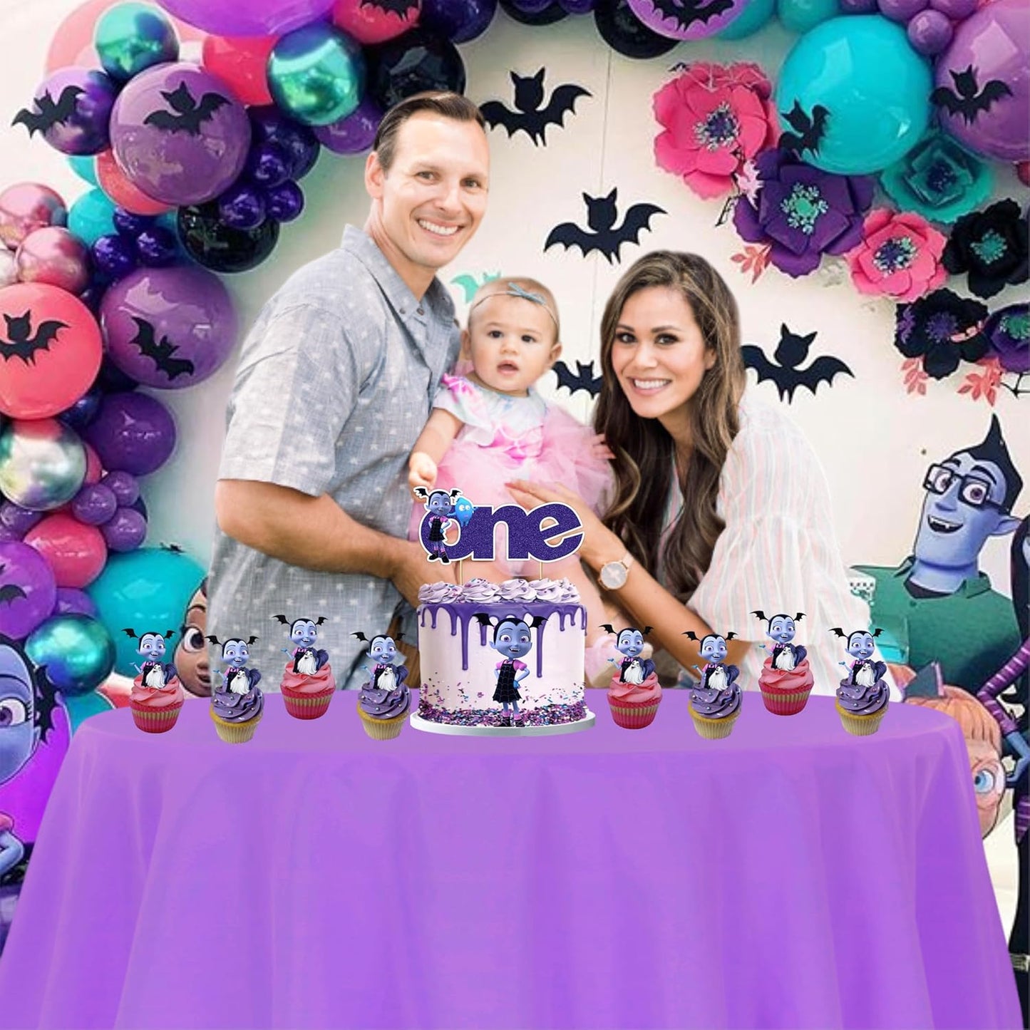 Seyal® Vamprina One Cake Topper