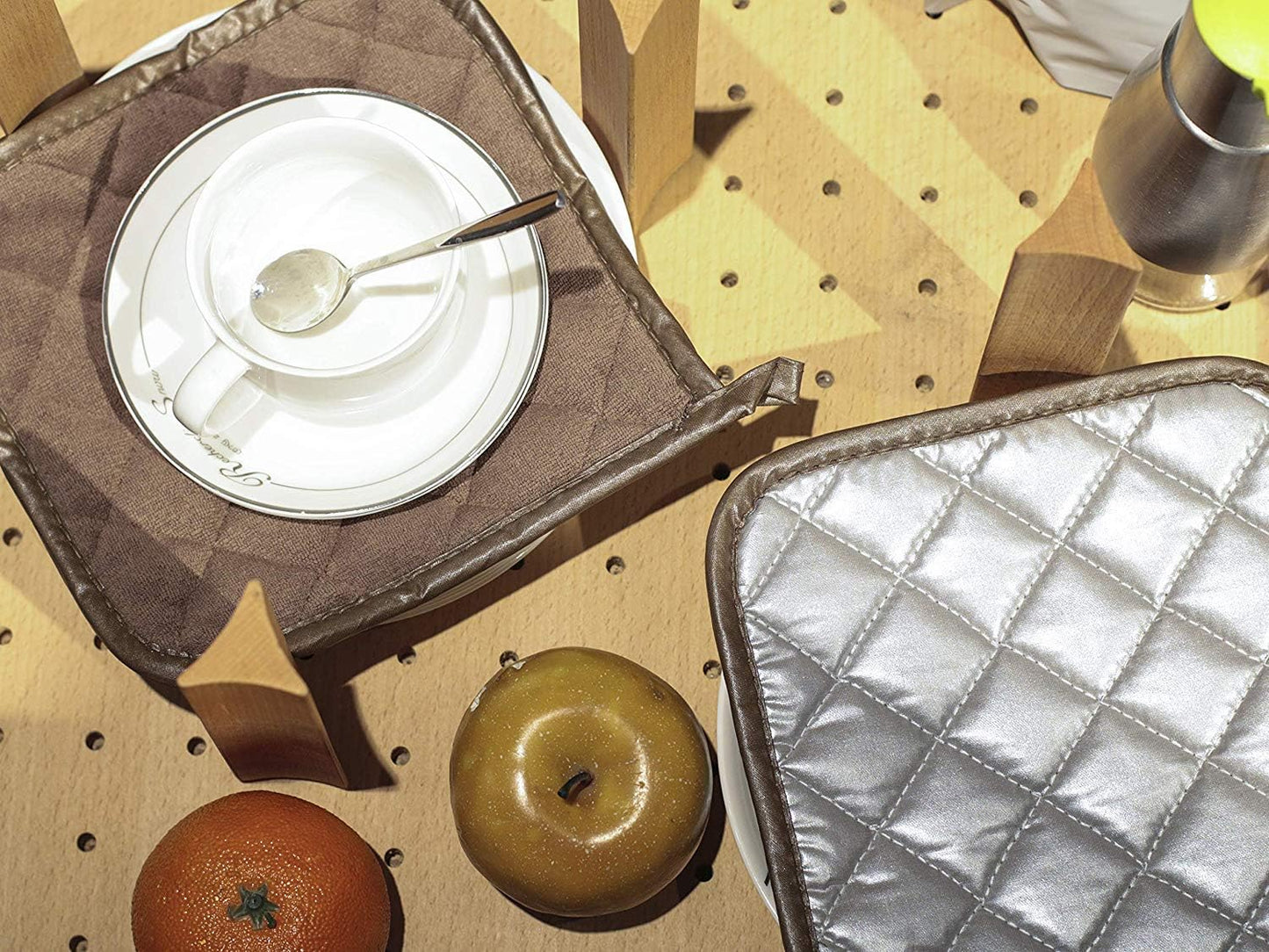 Joyhalo 4 Pack Pot Holders for Kitchen,Cotton Oven Holder with Great Heat Resistance,Non Slip Hot Pads for Kitchen Clearance,Brown