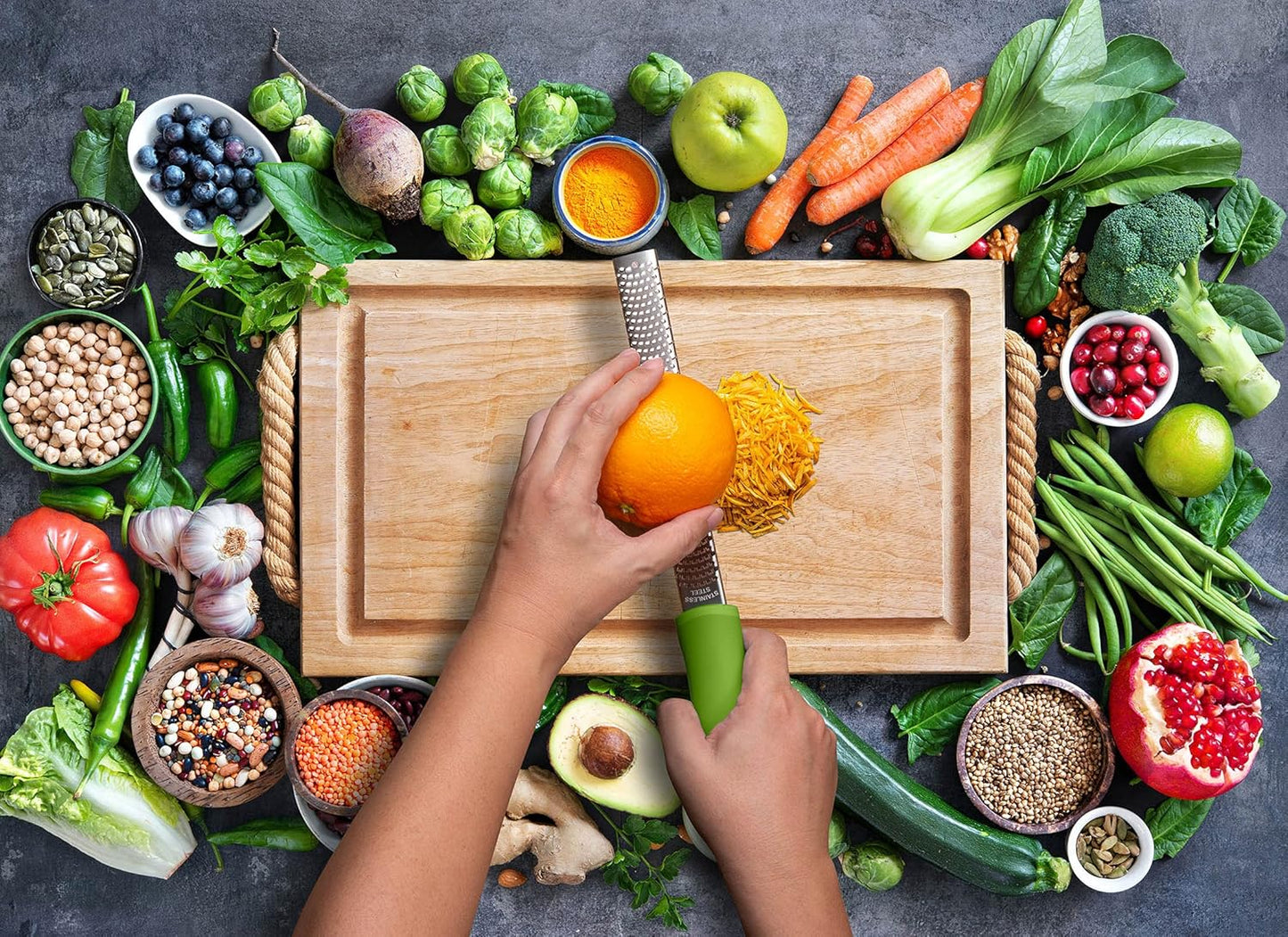 Lemon Zester, Stainless Steel Kitchen Cheese Grater, Plastic Cover Ergonomic Soft Green Handle