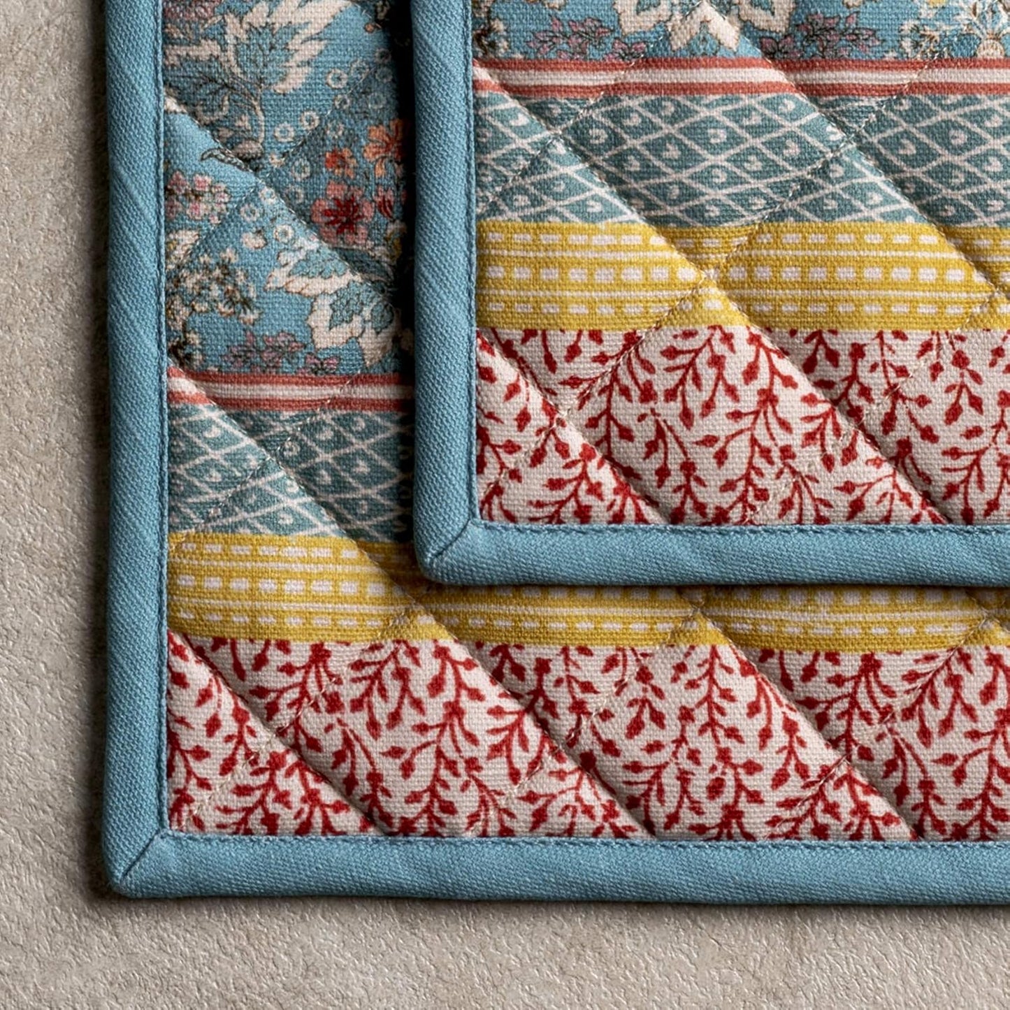 Maison d' Hermine Pot Holders Set 100% Cotton Heat Resistant Potholders 8" x 8" Hot Pads with Loop BBQ, Cooking, Baking, Grilling, Kitchen, Handling Hot Pans Spring/Summer (Pack of 2, Marquise)