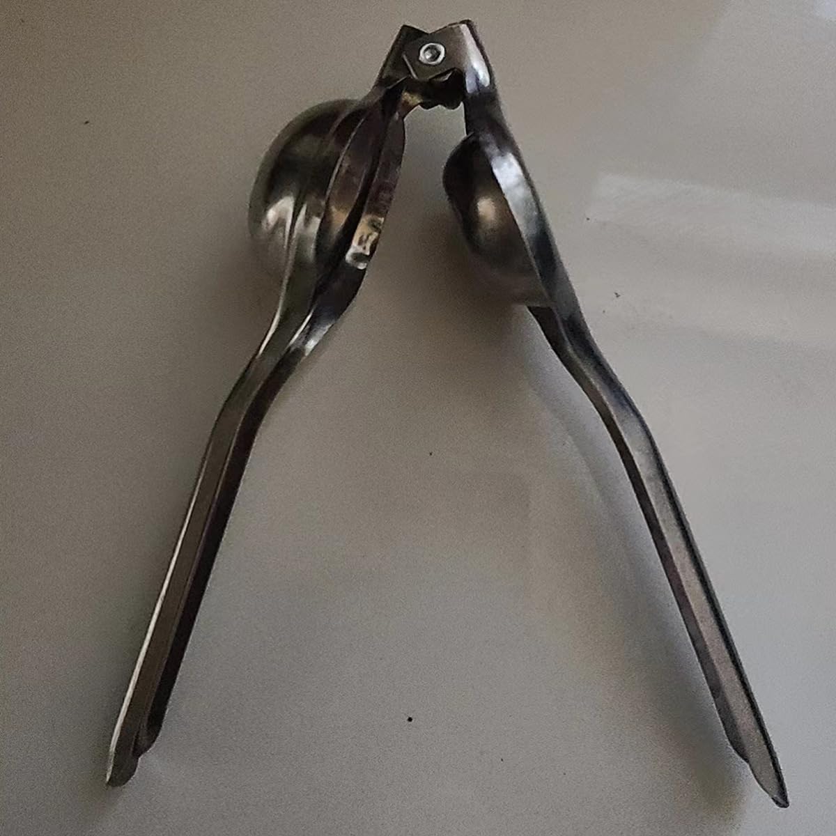 Lemon Squeezer Juicer - Citrus Juicer Handheld, Stainless Steel Juicer Hand Press, Citrus Squeezer for Making Emonade, Lemon Juice, Lime Juice, Citrus Juice (1PCS)