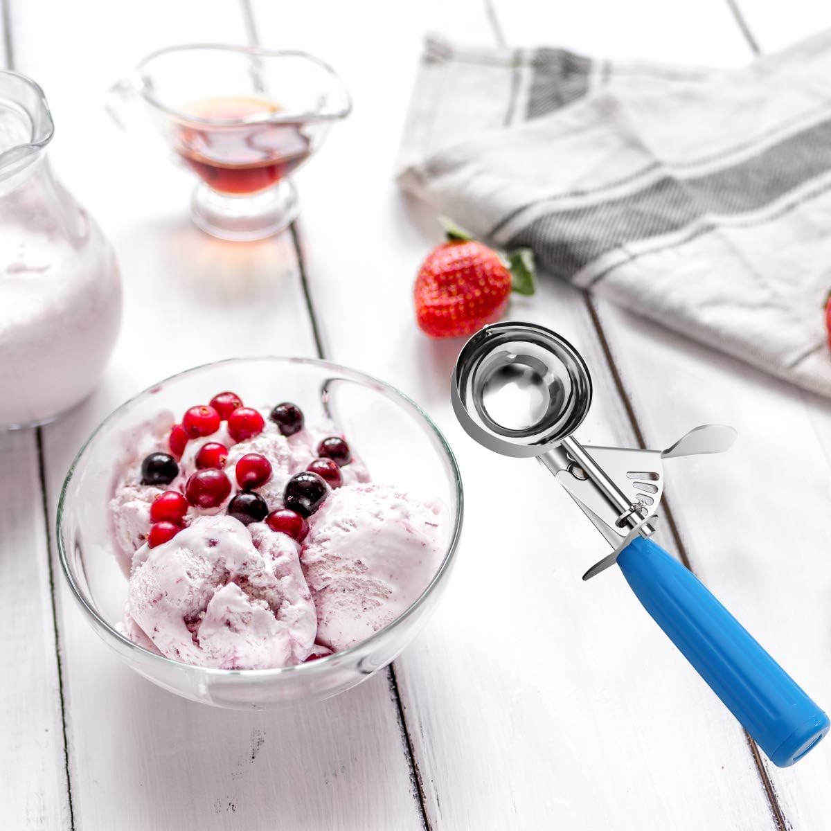 Commercial-Grade Ice Cream Scooper 2 oz, 18/8 Stainless Steel Cookie Scoop with Plastic Handle, Portion Control Disher Scoop for Bakeries, Restaurants & Dessert Shops, #16, Blue