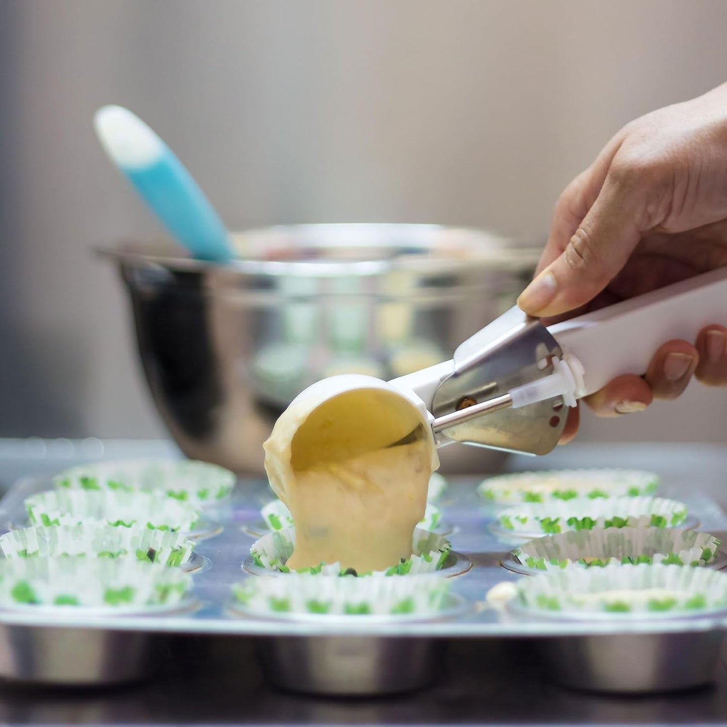 uxcell 2pcs Cookie Scoops, Ice Cream Scoop with Trigger for Baking Cookie Dough Rice Pudding Kitchen Gadget, Blue