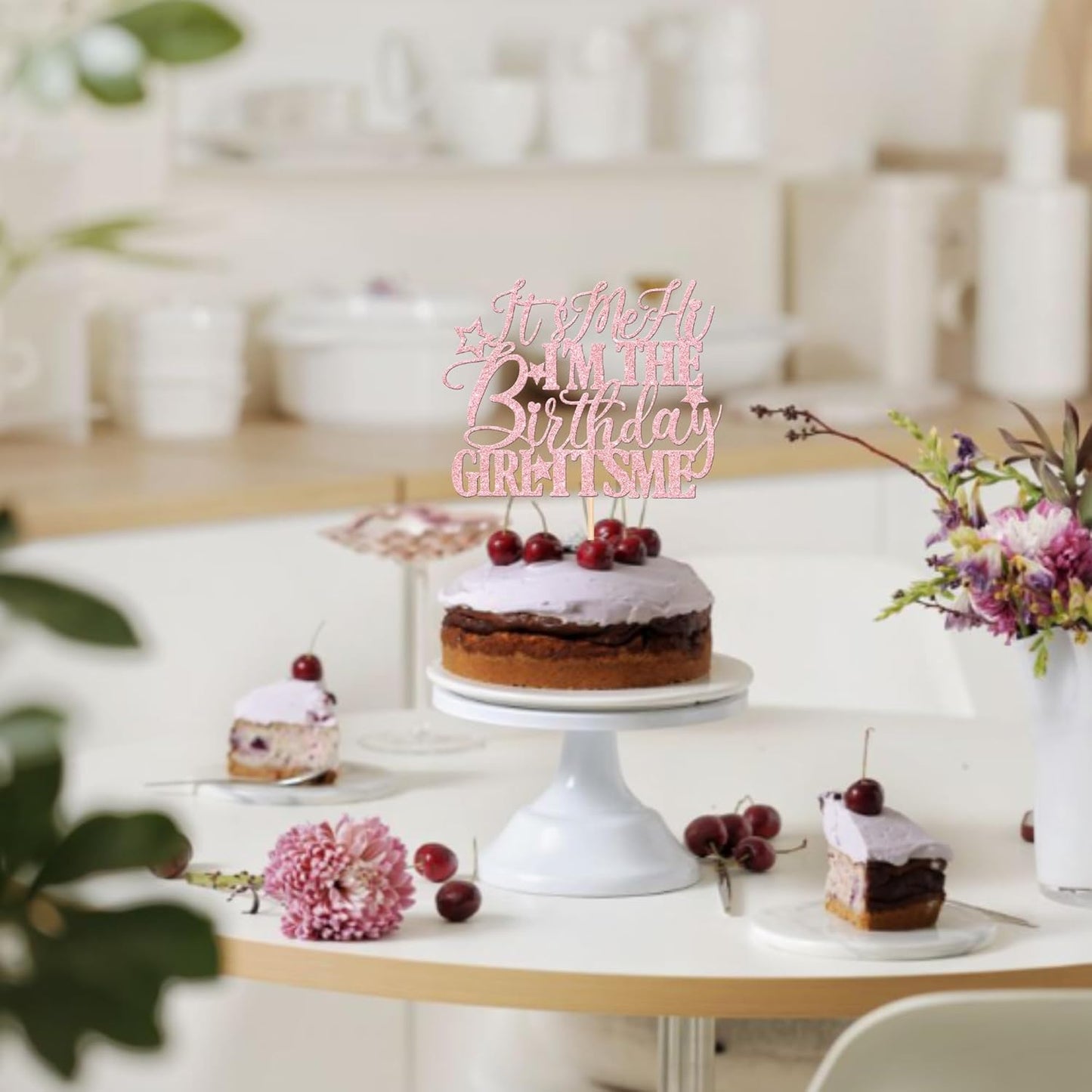 1 PCS It's Me Hi I'm the Birthday Girl It's Me Cake Topper Glitter Funny Girls Birthday Cake Pick for Hot Pop Music Singer Birthday Party Cake Decorations Supplies Light Pink