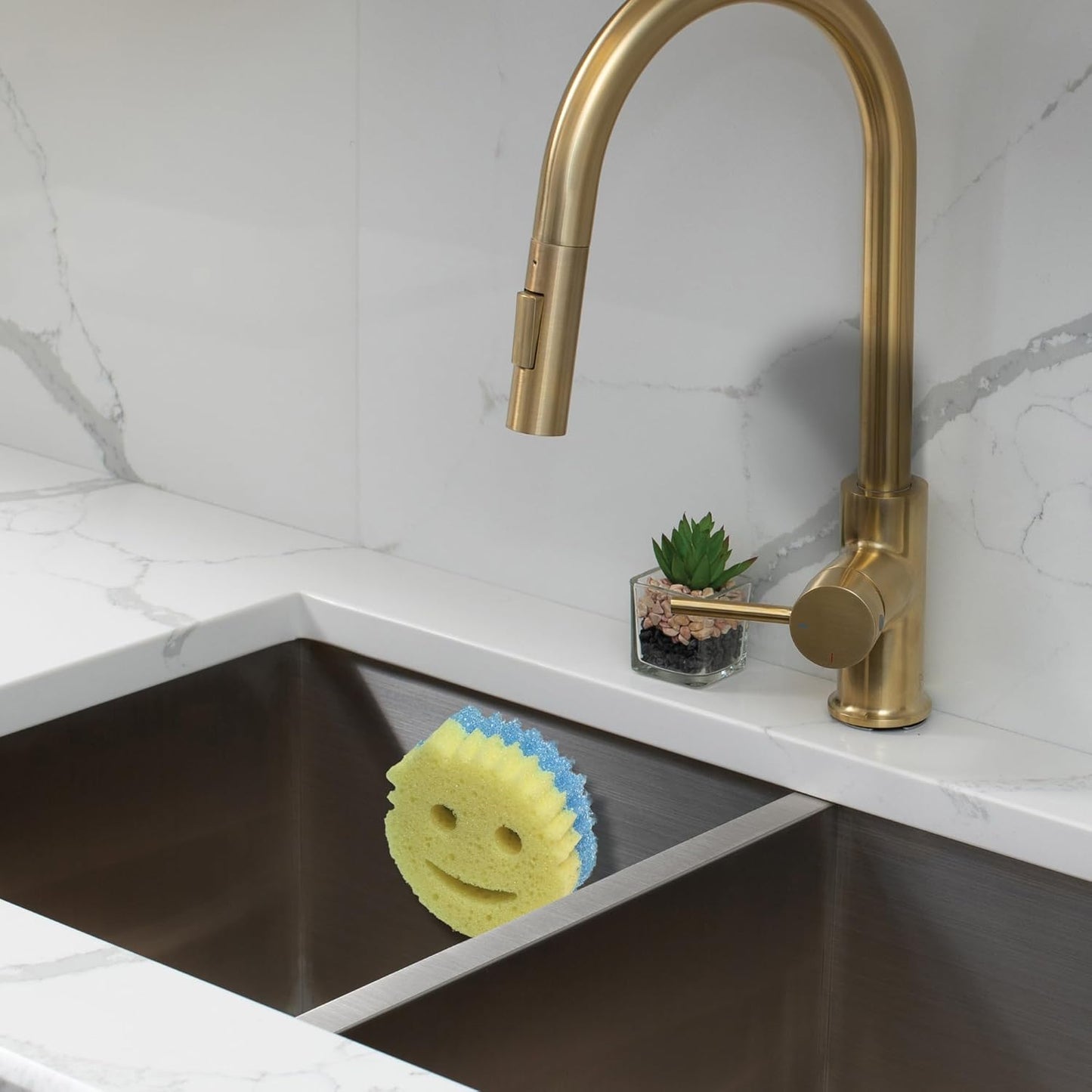 Sponge Daddy Caddy by Storage Theory – Sponge Mommy & Daddy Kitchen Sink Organizer, Universal, Simple Suction Cup Installation, Dishwasher Safe, Keep Sponges Dry, Odor-Free – Black, 1 Pack