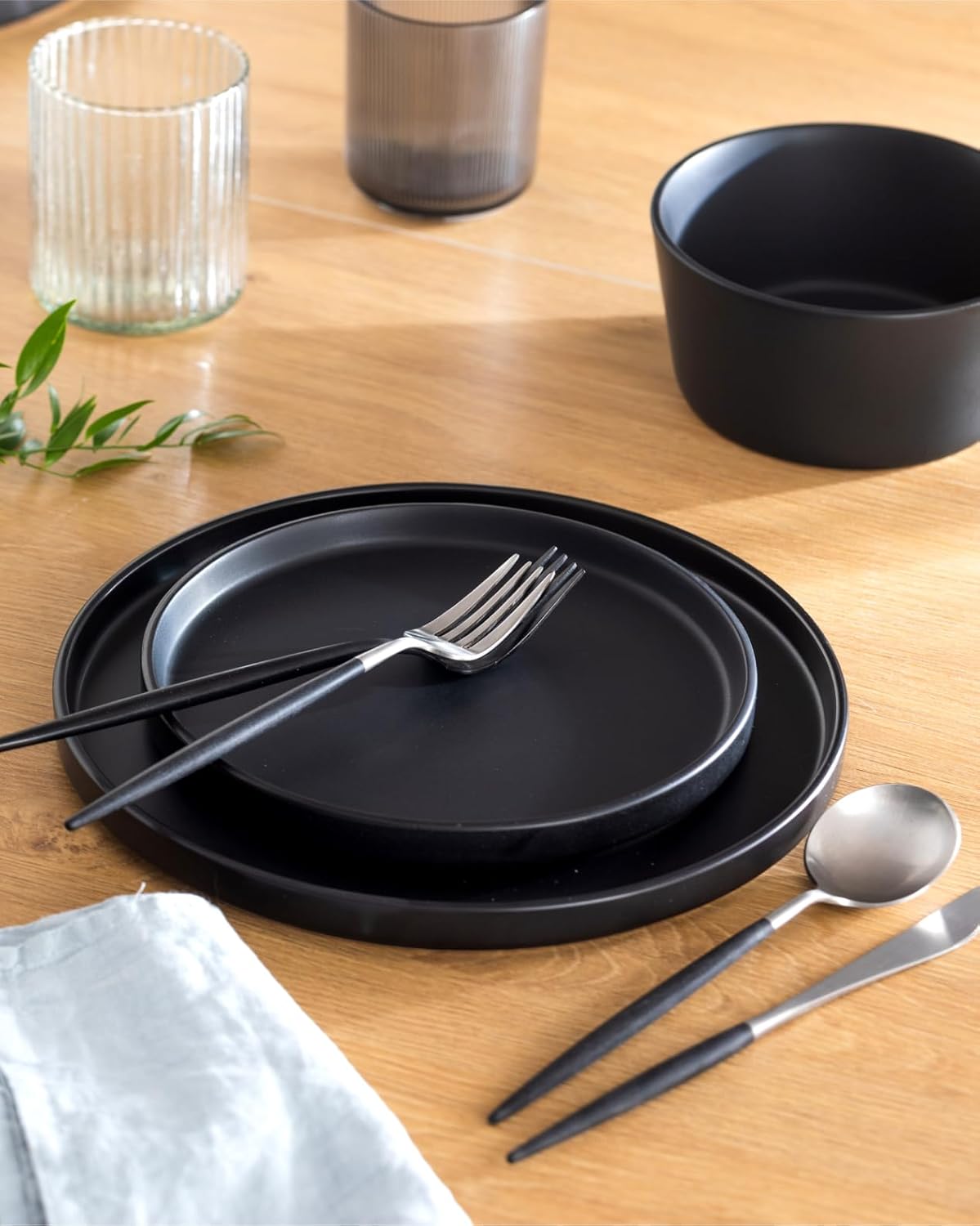 Matte Black Dinnerware Set - 32-Piece Stoneware Set for 8 People - Dishwasher & Microwave Safe - Black Matte