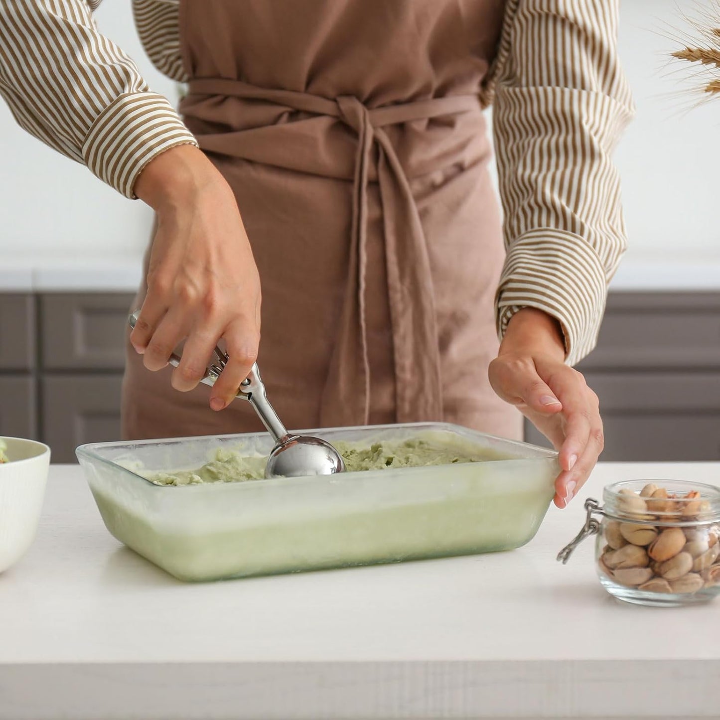 uxcell 2 Pcs Cookie Scoops, Ice Cream Scoop with Trigger for Baking Cookie Dough Rice Pudding Kitchen Gadget, Red, Yellow