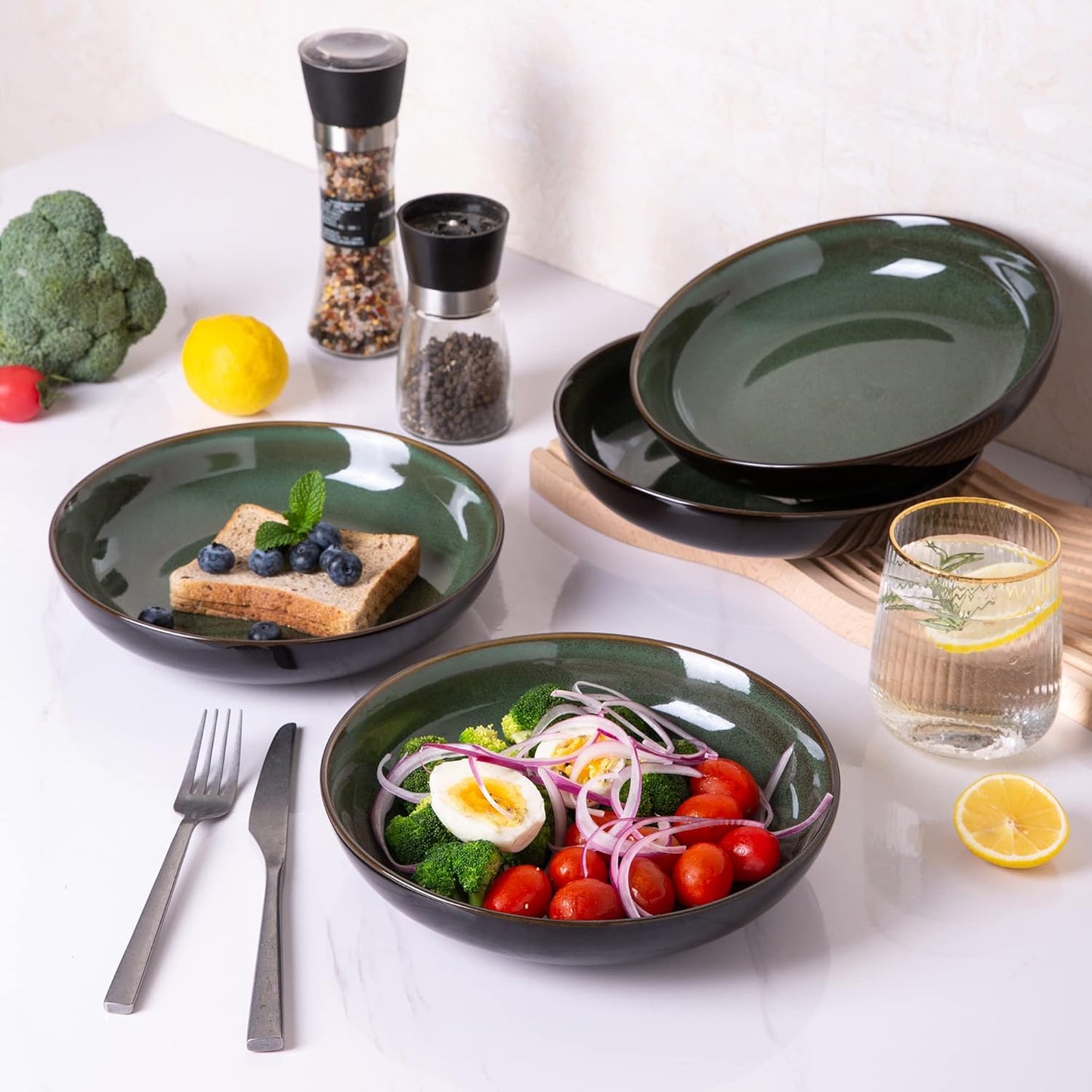 LERATIO 9.0" Pasta Bowls,38oz Ceramic Pasta Bowls,Reactive Glaze Pasta Bowl Set of 4,Microwave & Dishwasher,Oven Safe,Large Wide Serving Bowls for Salad, Dessert,Scratch Resistant-Green