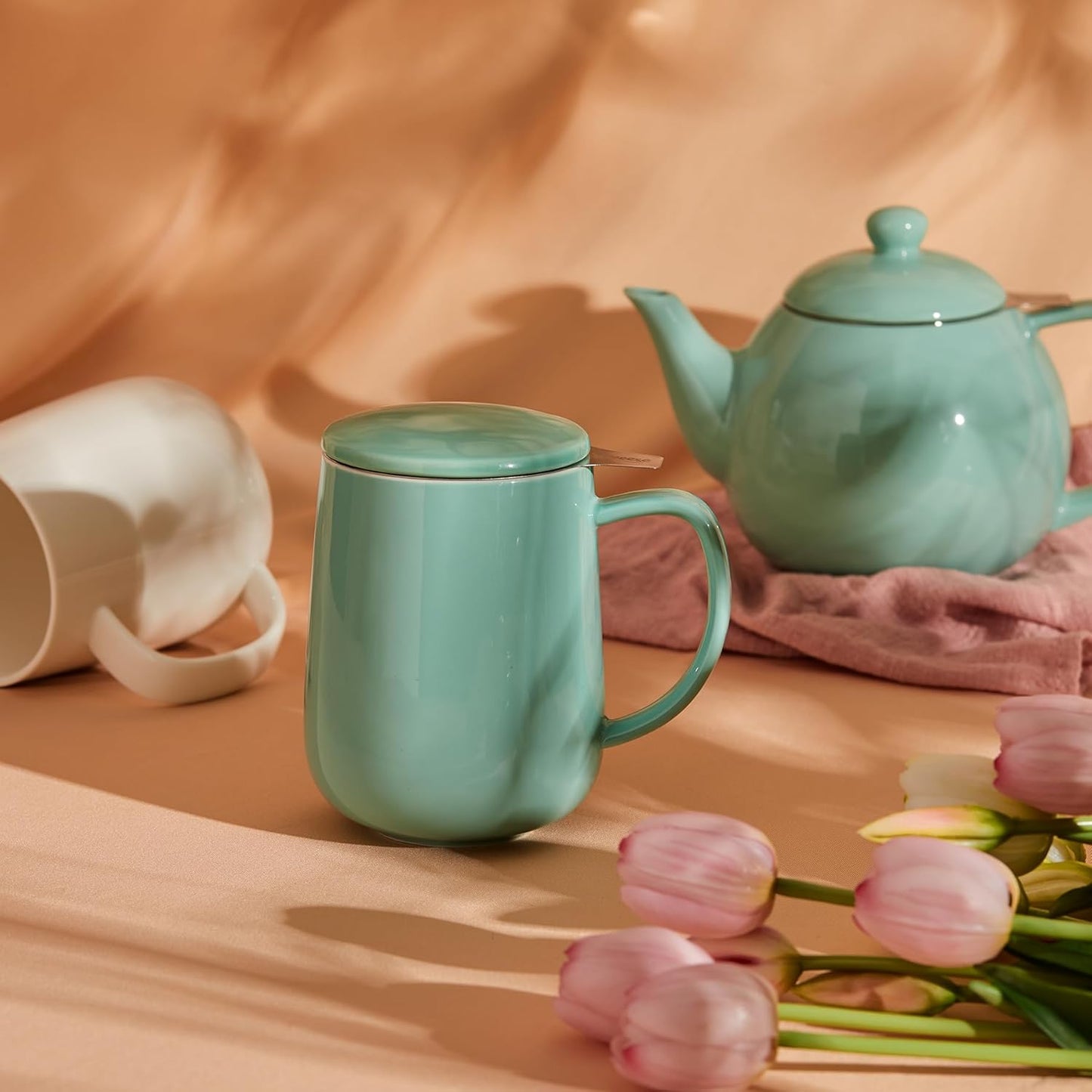 Sweese 20 OZ Porcelain Tea Mug with Infuser and Lid, Loose Leaf Tea Cup, Gifts for Tea Lover - Mint Green