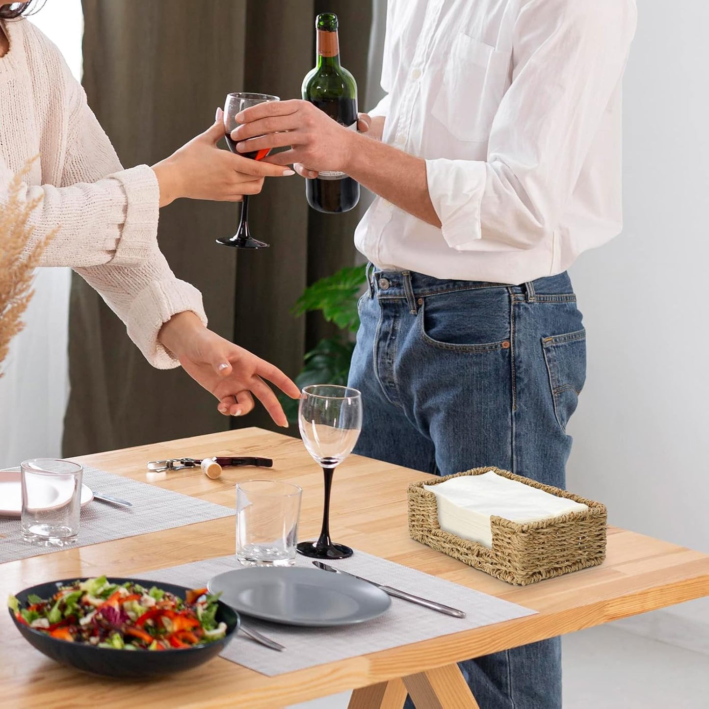 Bathroom Disposable Guest Towel Napkin Holder Long Seagrass Woven Rattan Wicker Table Dinner Paper Hand Guest Towel Napkin Basket Tray Caddy for Kitchen