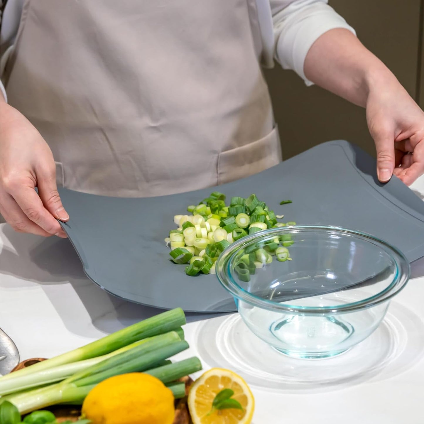 Blue Ginkgo TPU Cutting Mat [Medium] – Korean-Made Flexible, Knife-Friendly, Durable Kitchen Cutting Board (Dark Gray)