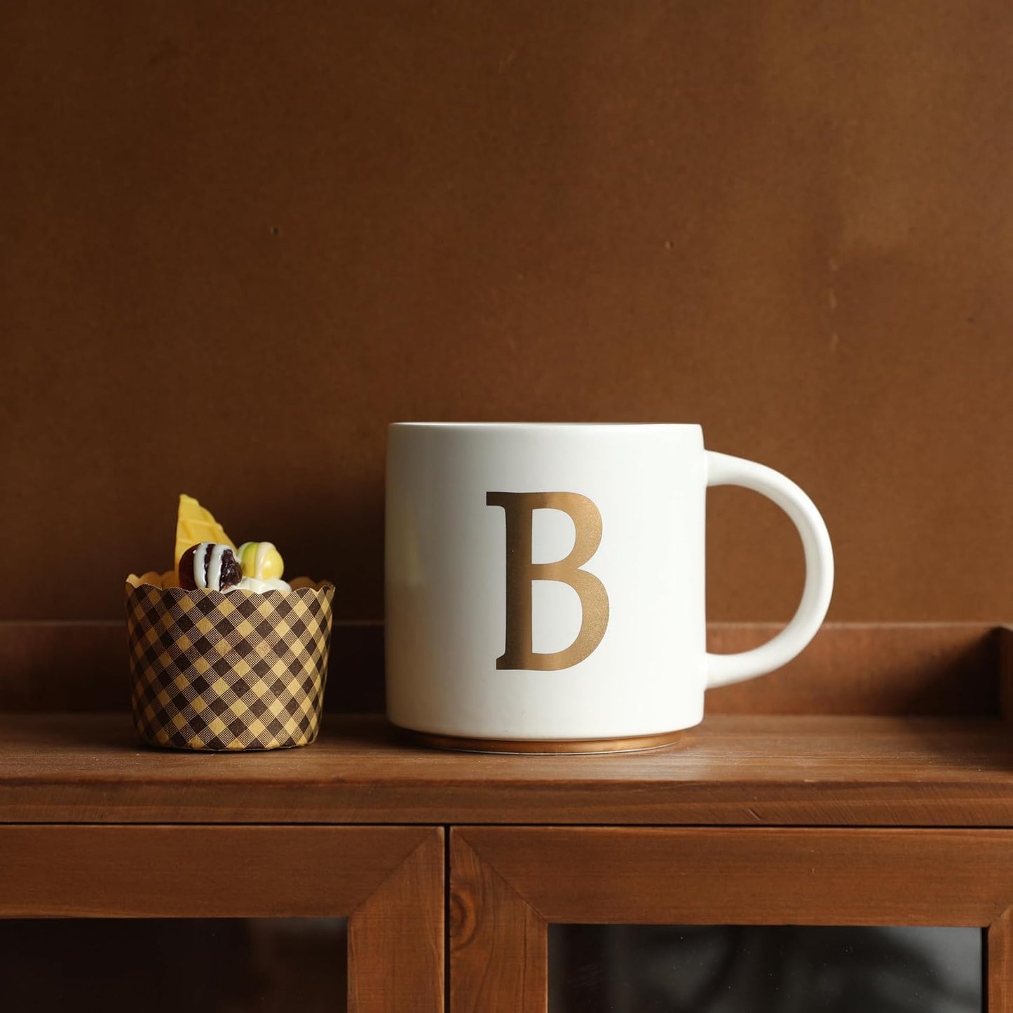 COLLECTIVE HOME - Monogram Ceramic Mugs, 15 oz Golden Initial Coffee Cups, Elegant Alphabet Tea Mugs, Elegant Personalized Mug with Gift Box, Unique Mug with Double Side Capital Letter (B)