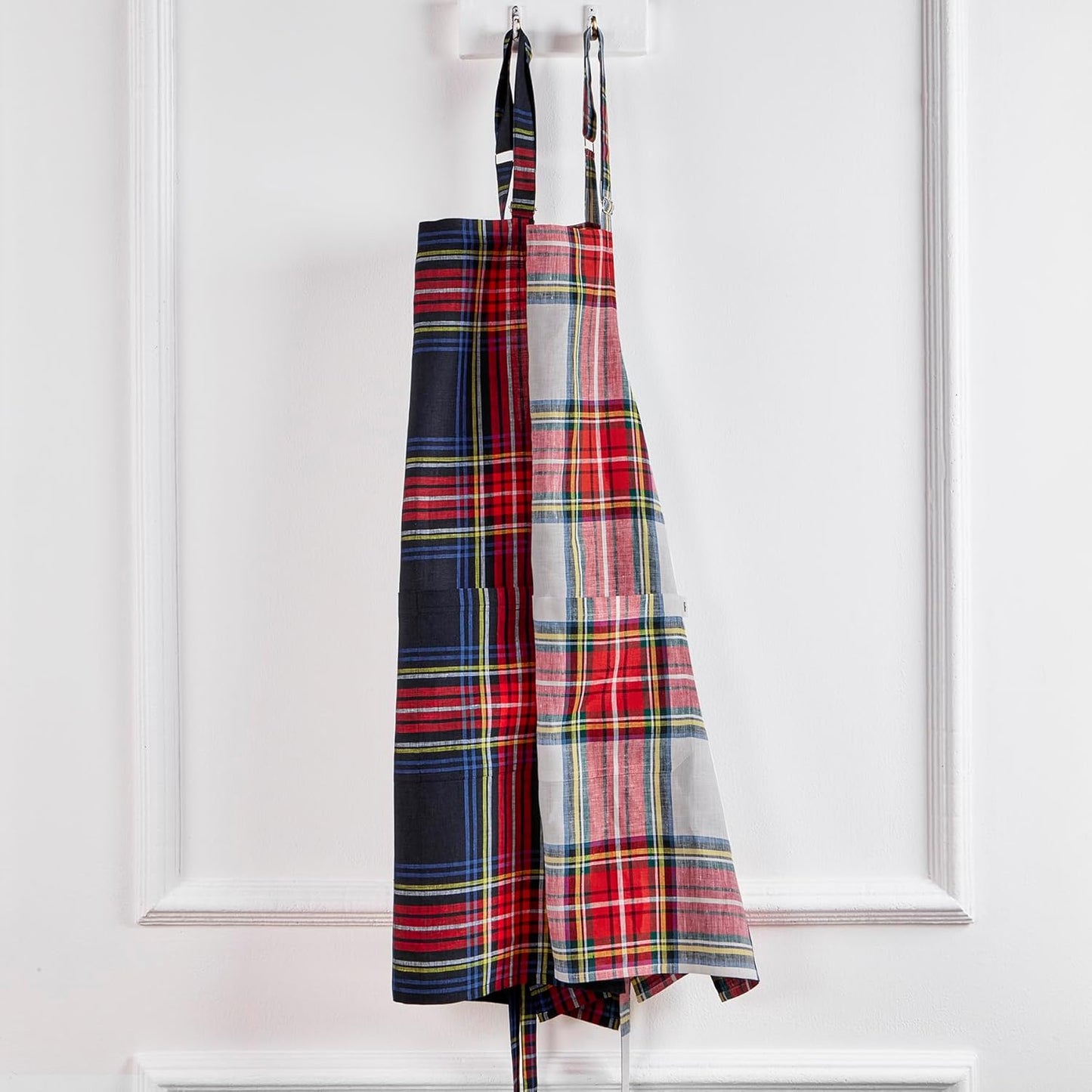 Solino Home Linen Bib Apron for Men & Women - White Plaid Kitchen Apron with Front Pockets - Handcrafted from European Flax