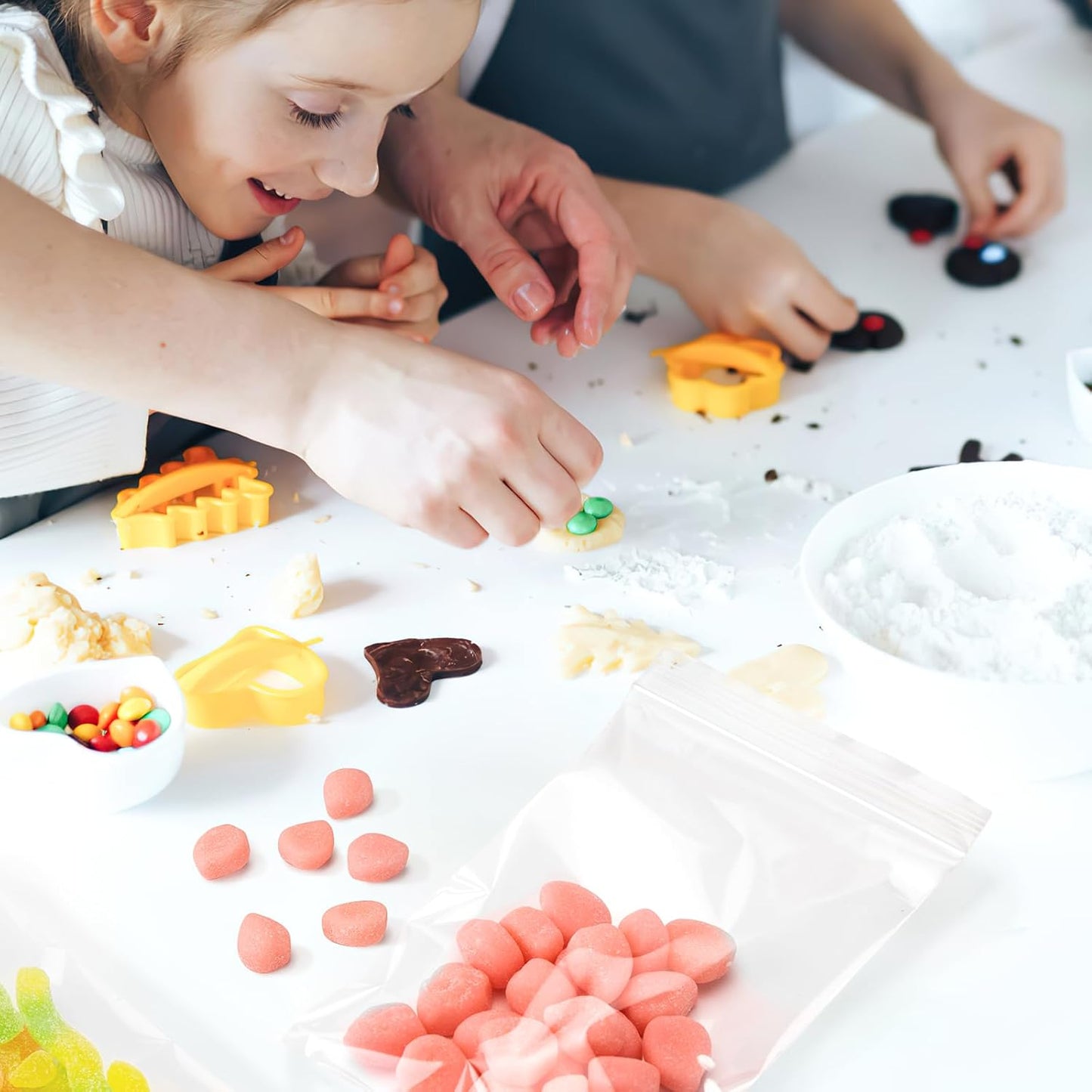 160Pcs 5x7 Inch Clear Zip Bags, Small Plastic Baggies for Jewelry, Food, Crafts, Packaging, DIY, Storage