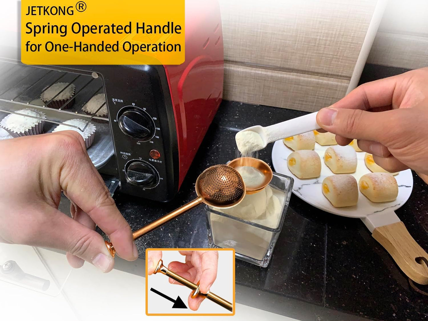 JETKONG Powdered Sugar Shaker Duster Flour Dispenser Shaker with 18/8 Stainless Steel Spring-operated Handle for Sugar Flour and Spices (Brown)