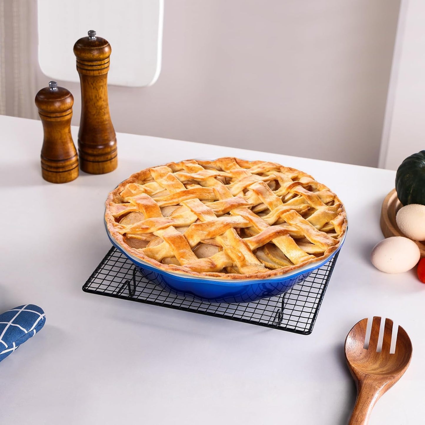 Lareina Ceramic 9 Inch Deep Dish Pie Pans, Set of 2, Blue, Non-Stick, Oven & Dishwasher Safe, Ideal for Baking Pies, Quiches, Cakes