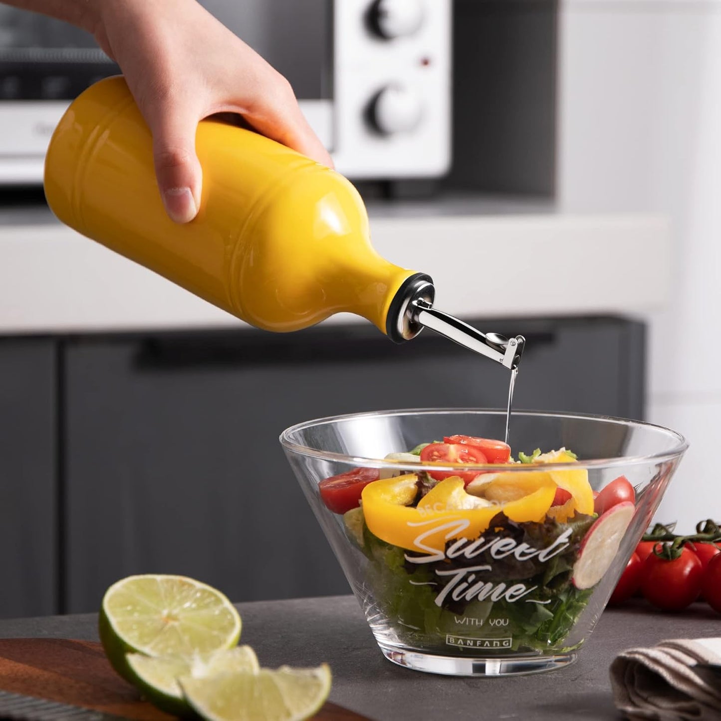 Sweejar Ceramic Olive Oil Dispenser Bottle, Opaque Oil Cruet Protects Oil, Suitable for Storage, Pack of 1, 15.5 Fl Oz (Yellow)