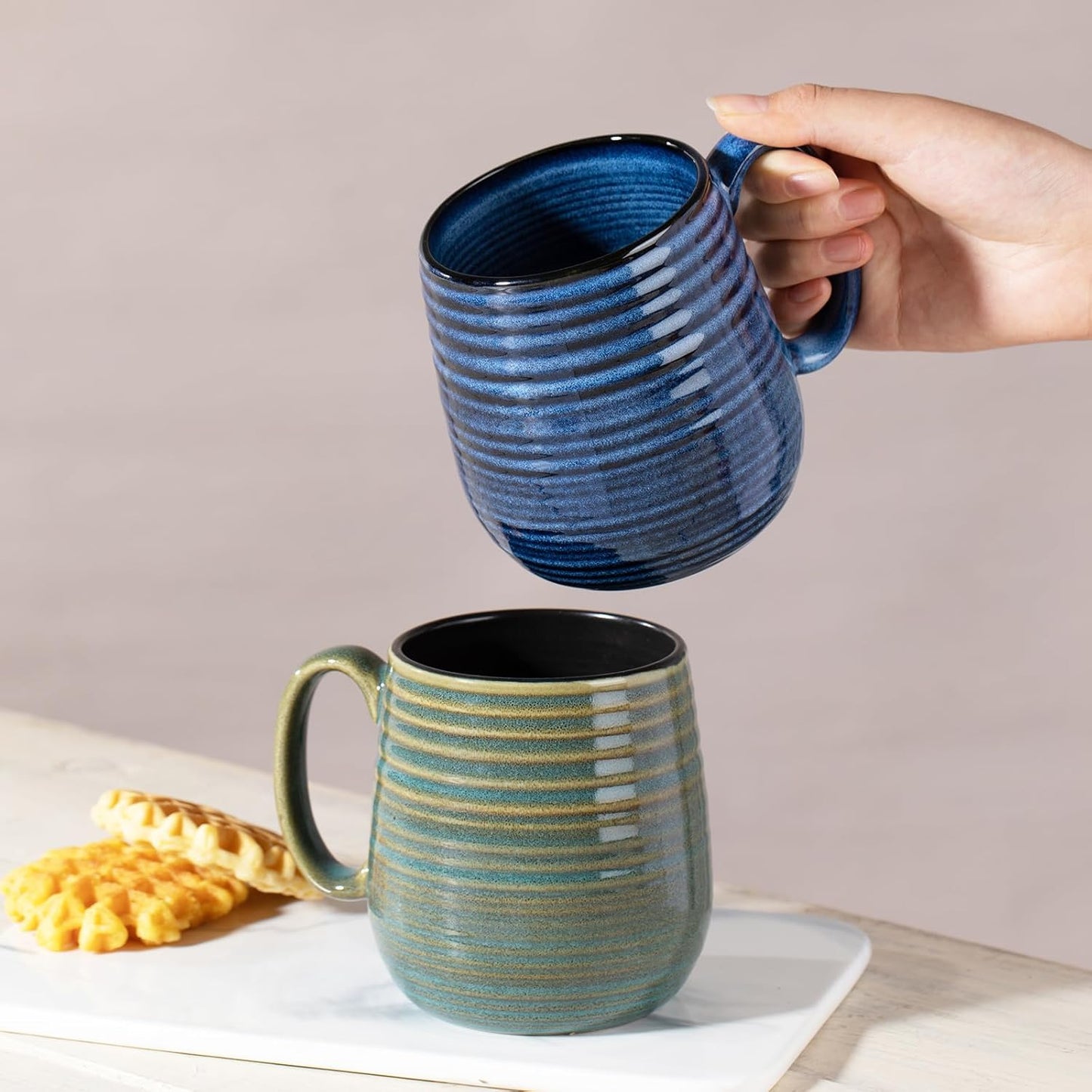 20 oz Large Ceramic Coffee Mugs set of 2, Coffee Mugs for Women and Men, Big Tea Cups, Large Handle Mug for Office and Home, Microwave and Diahwasher Safe (Blue with Stripes, 2PCS)