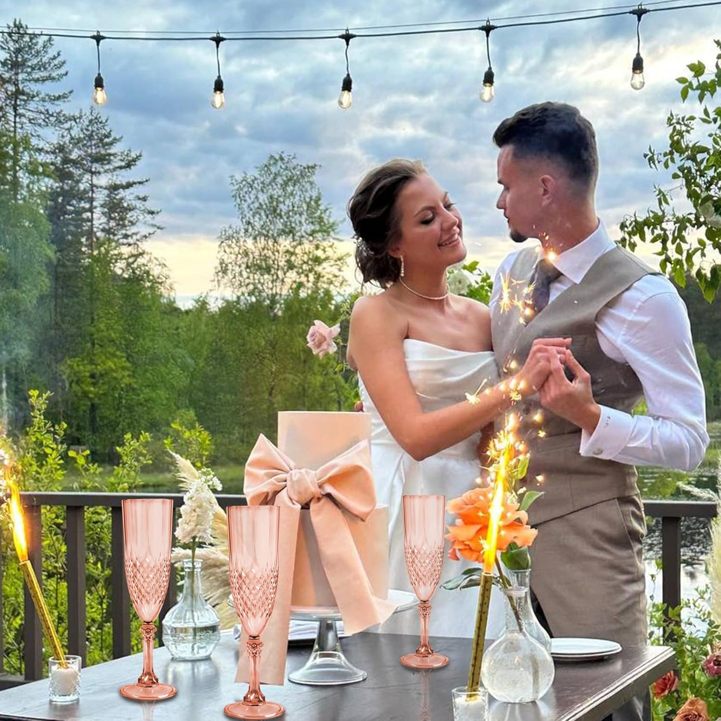 Plastic Champagne Flutes, 24PCS Rose Gold Plastic Wine Glasses Goblets Reusable Champagne Flute for Weddings, Bachelor Parties, Toasting, and Events(24,Rose Gold)