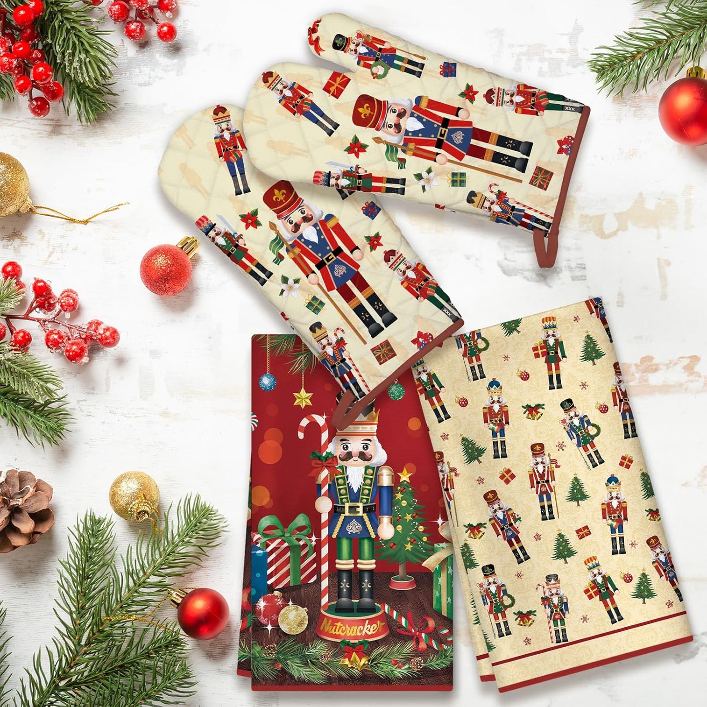 Christmas Nutcracker Kitchen Towels and Oven Mitts Set 4Pcs, Soft Absorbent Dish Cloth Heat Resistant Oven Gloves for Cooking Baking Kitchen Decoration, Gifts for Her