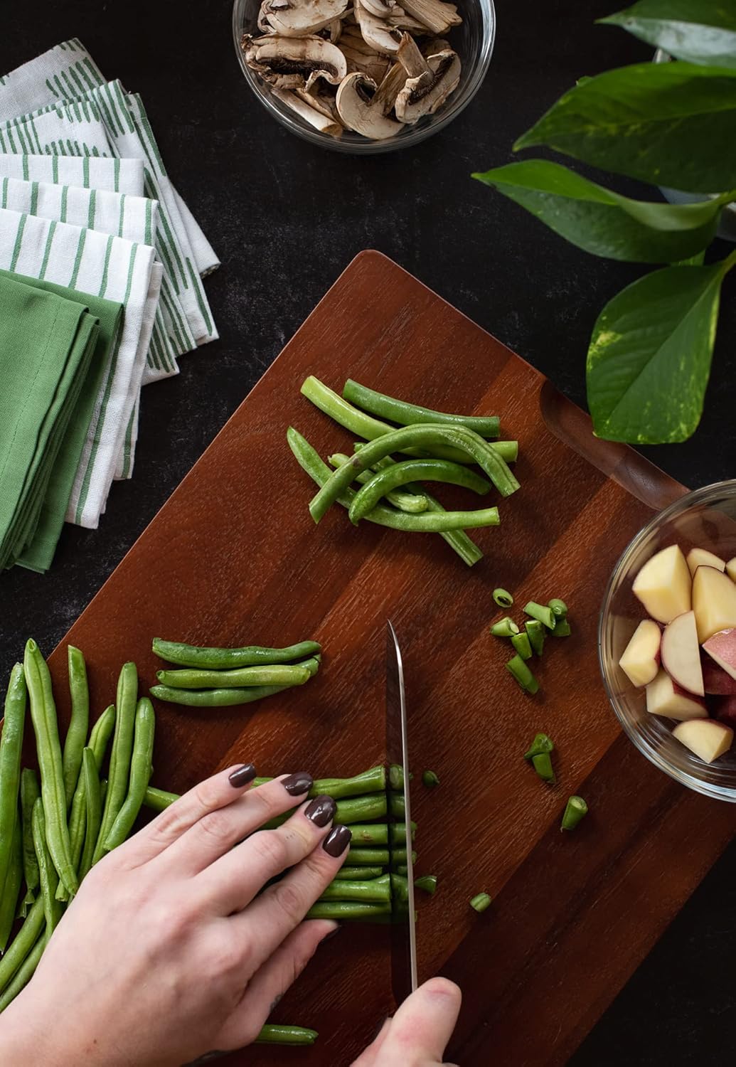 7-Inch Santoku Knife – Ultra-Sharp German High Carbon Stainless Steel, Full Tang, Ergonomic Handle, Multipurpose Kitchen Knife for Chopping, Slicing, and Dicing, Black