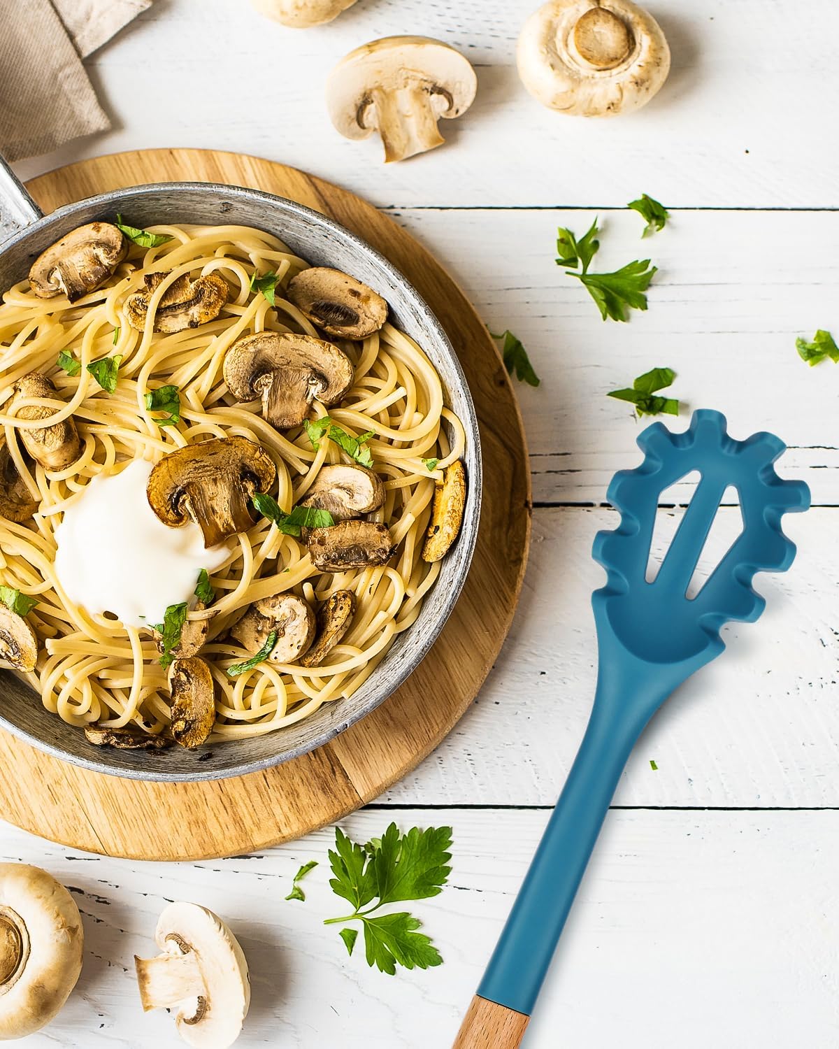 Silicone Pasta Fork, Kitchen Heat Resistant Noodle Spoon Server, BPA Free Spaghetti Strainer,12.8 inch (Khaki & Blue)