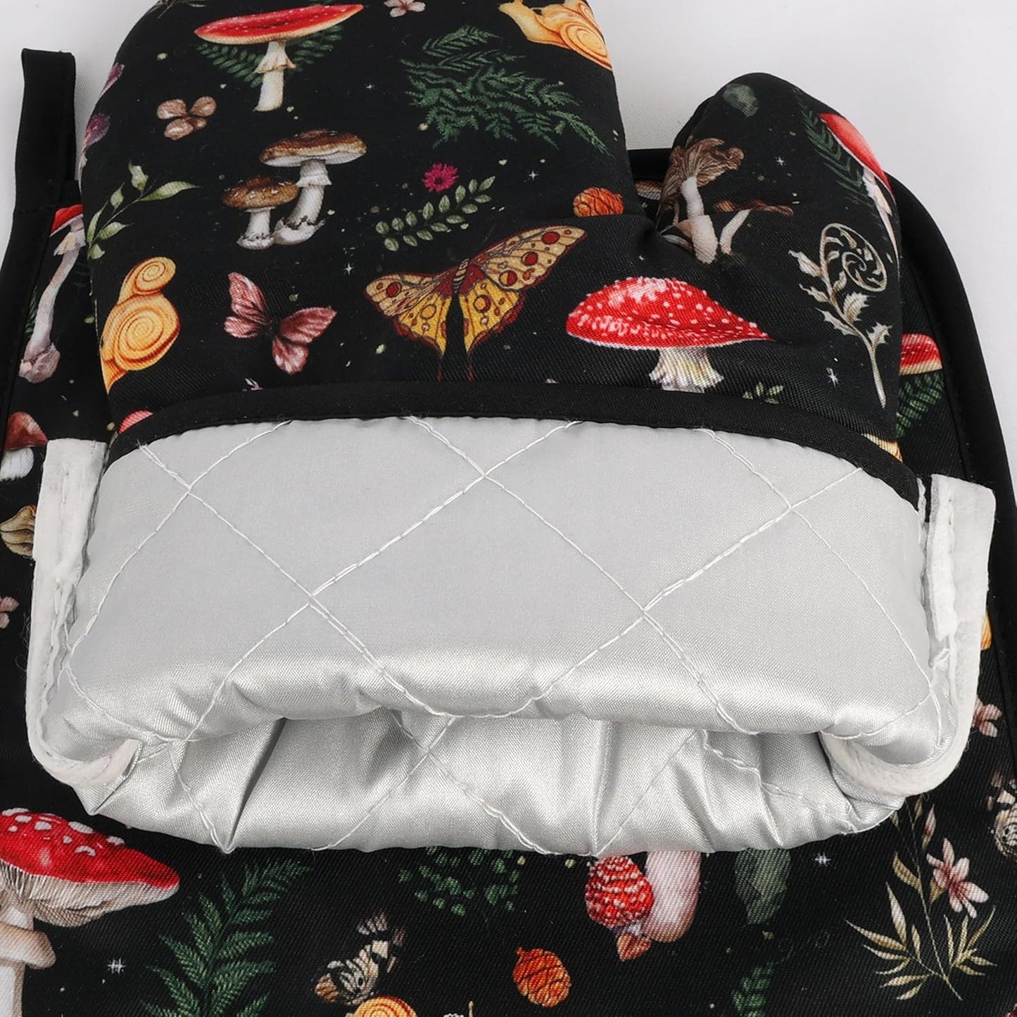 Mushroom Oven Mitts and Pot Holders Sets Cute Oven Gloves Heat Resistant 4 Pcs Funny Decorative Kitchen Hot Pads and Mitts for Baking Cooking Grilling