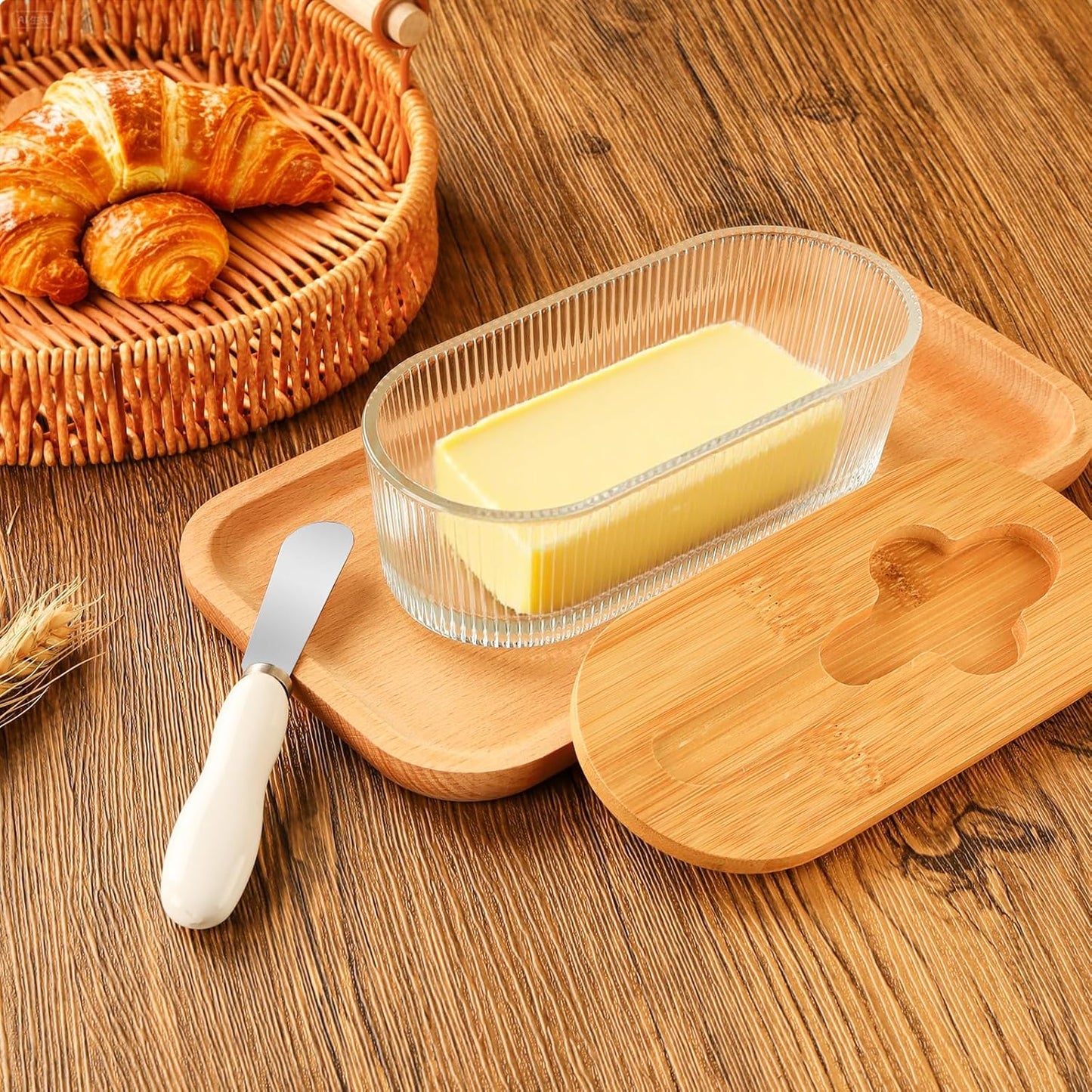 Butter Dish with Lid, Butter Container for Countertop, Butter Tray Butter Keeper with Bamboo Lid and Stainless Steel Knife, Glass Butter Dish Perfect for East/West Coast Butter