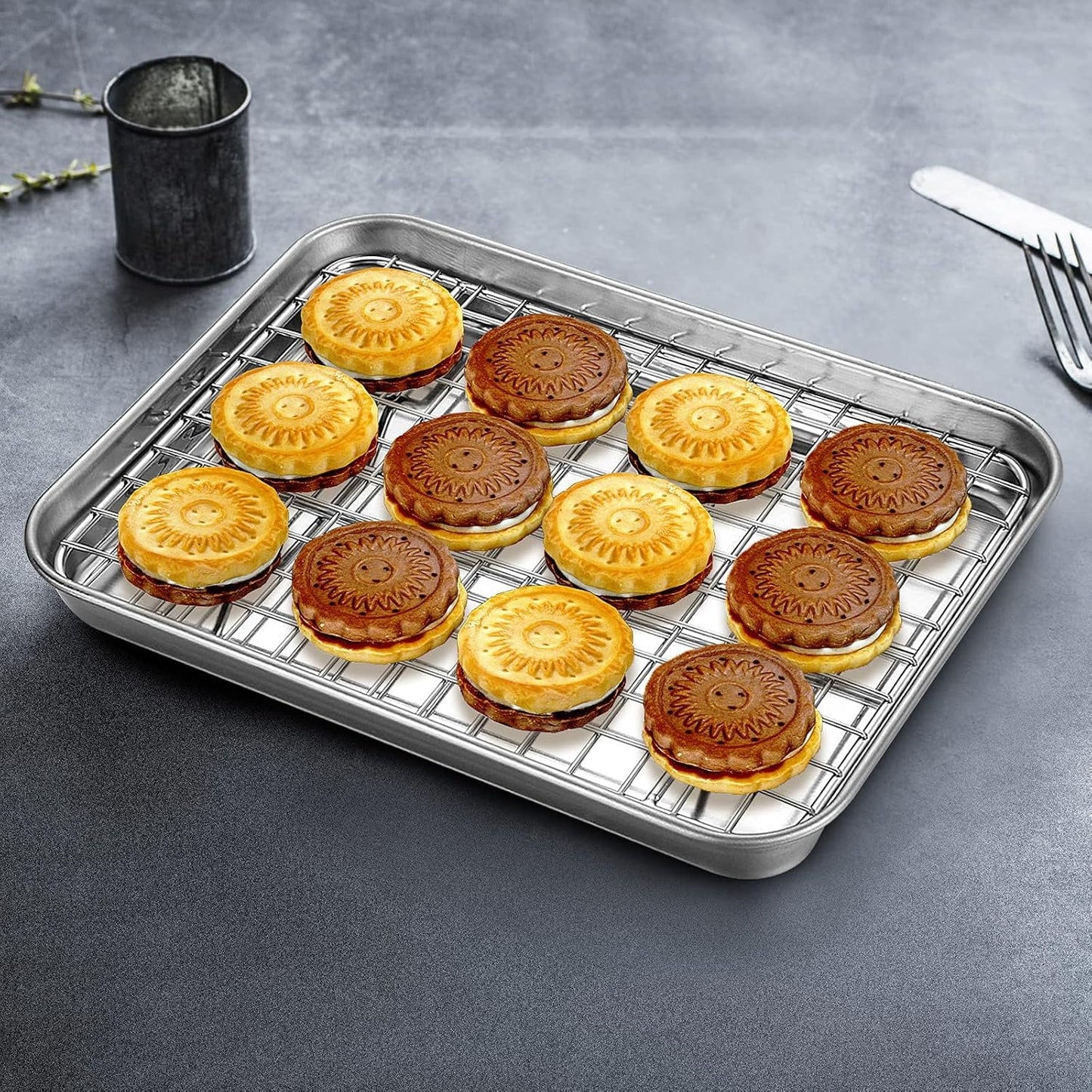 Baking Sheet with Rack Set, Yododo Set of 4 (2 Sheets + 2 Racks), Stainless Steel Cookie Sheet Baking Pan Tray with Cooling Rack, Non Toxic & Heavy Duty & Easy Clean - Size of 9 inch