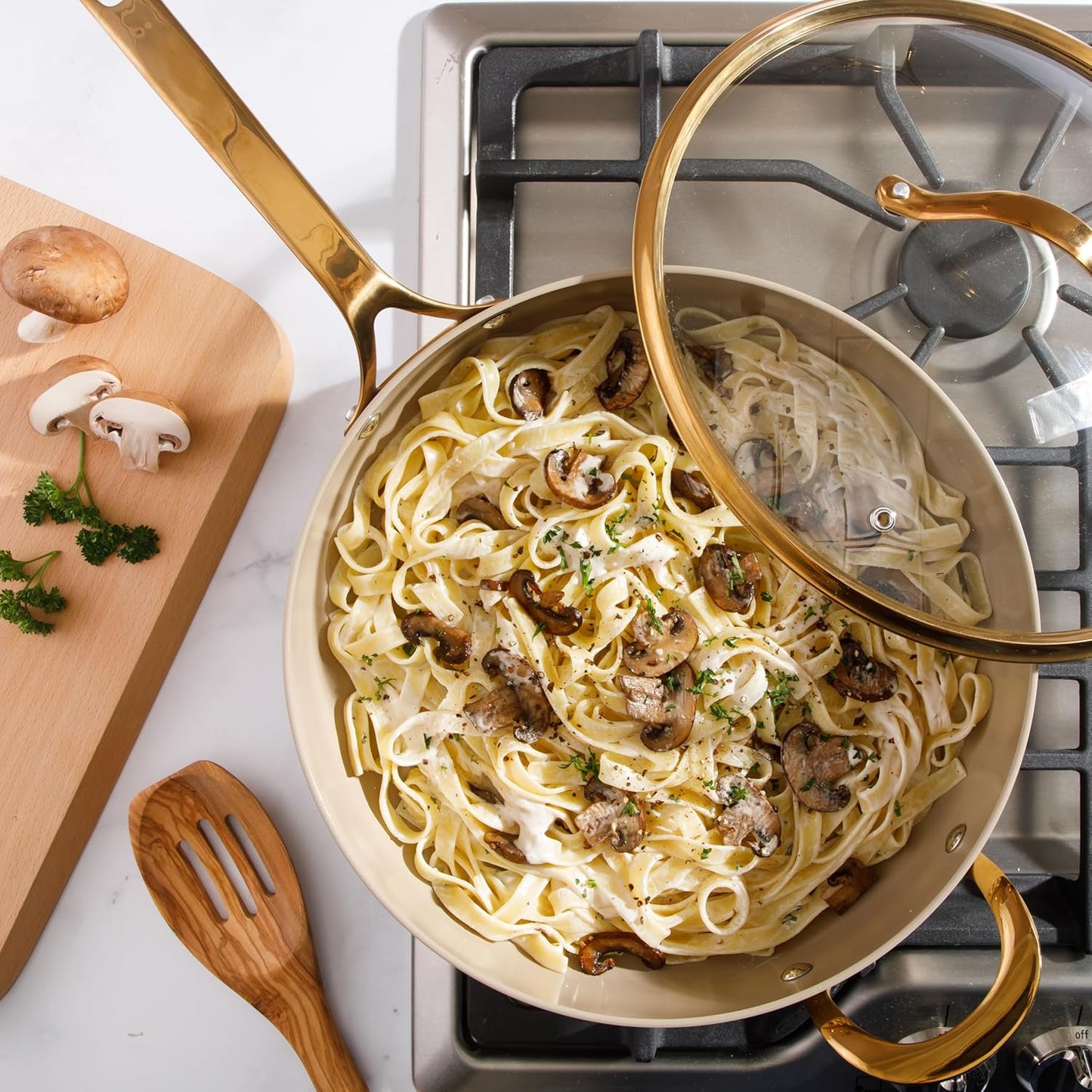 bloomhouse 6 QT Heavy Duty Aluminum Premium PFA Free Ceramic Nonstick Saute/Deep Frying Pan Skillet with Lid - Almond Cream w/Gold Handle