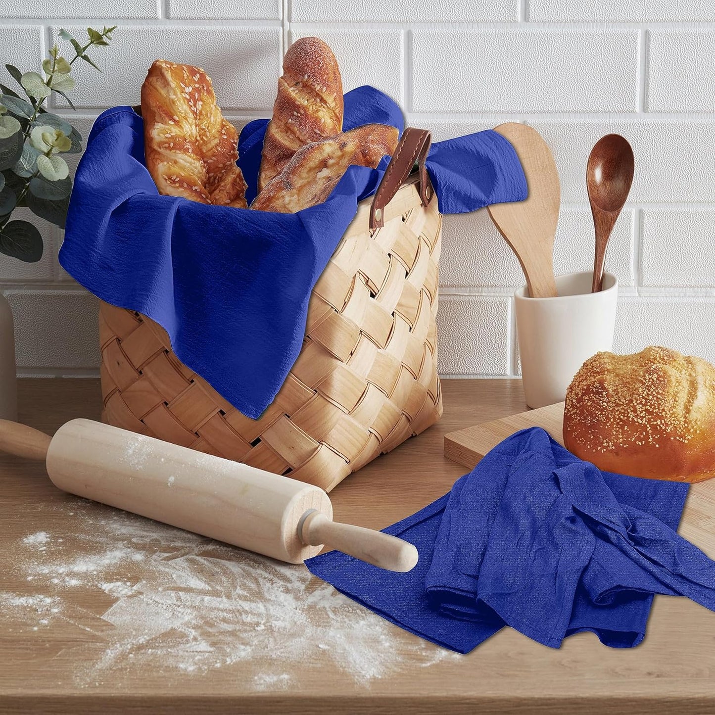 RUVANTI Flour Sack Towels 50 Pack 28x28 Inch, 100% Cotton Tea Towel, Reusable, Machine Washable, Absorbent BarTowels - Dish Cloth Perfect for Drying Dishes & Cleaning - Navy